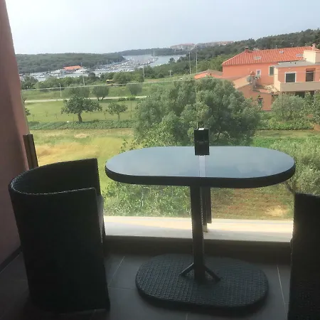 Monte Paradiso Panorama * Pula