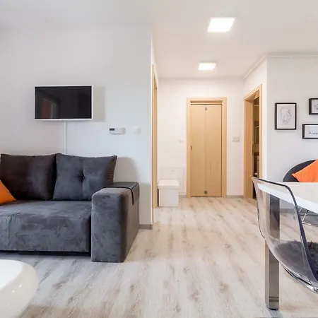 Monte Paradiso Panorama * 普拉